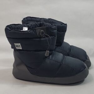 MEC Unisex Down Bootie, Small, Lightweight Insulated Warmth